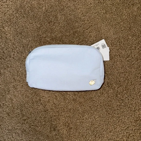 Lululemon Light Blue Belt Bag Crossbody Bag - Picture 1 of 5